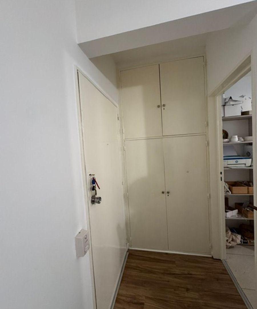 Foto de DEPARTAMENTO 2 AMBIENTES EN ALQUILER FRENTE AL PARQUE LAS HERAS, imagen 2