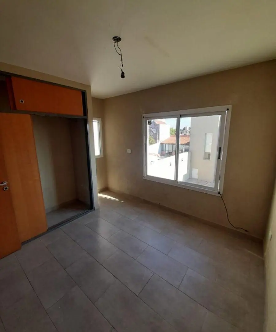 Hermoso Duplex de 3 amb, con espacio cocheta y patio 3
