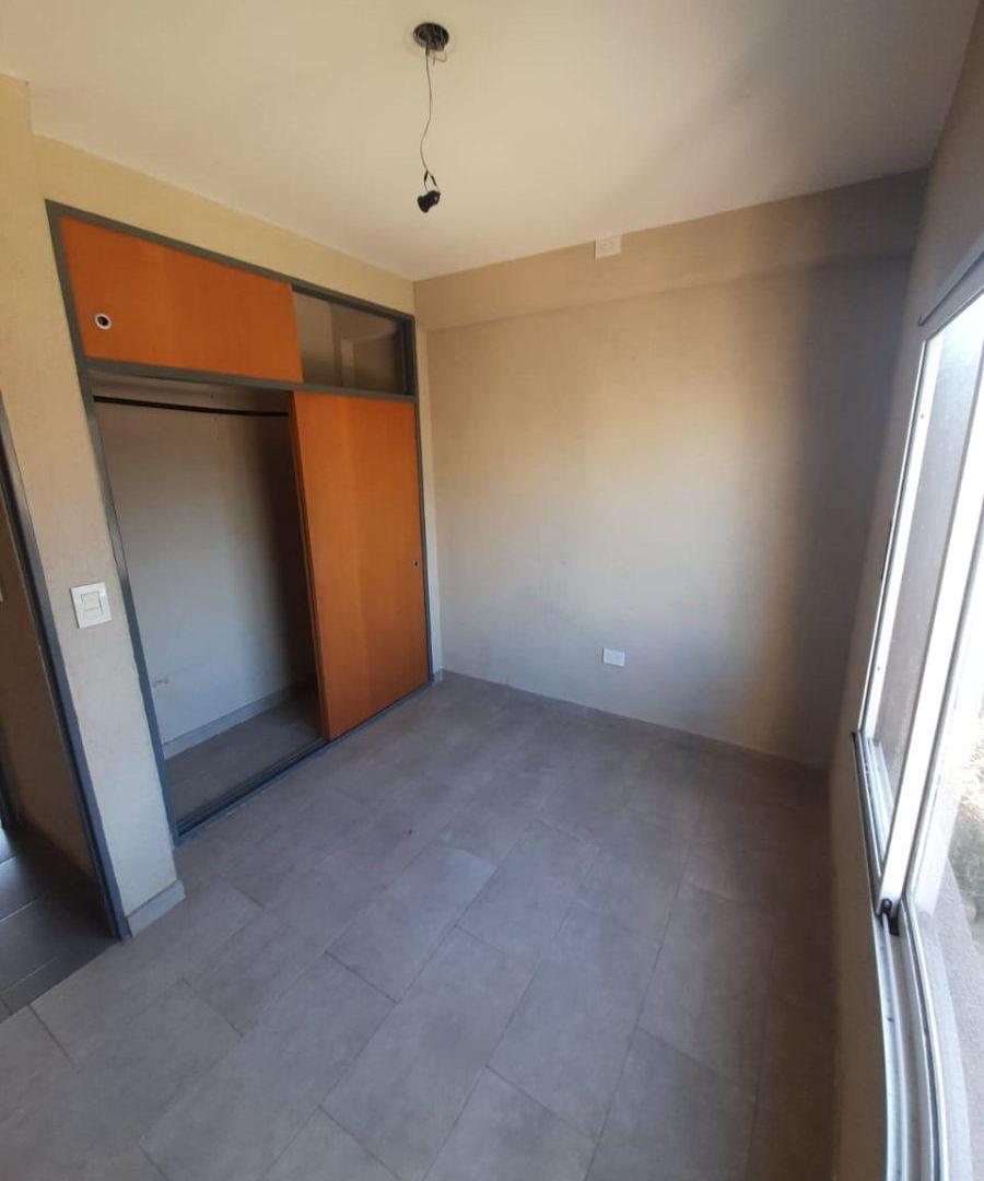 Foto de Hermoso Duplex de 3 amb, con espacio cocheta y patio, imagen 4