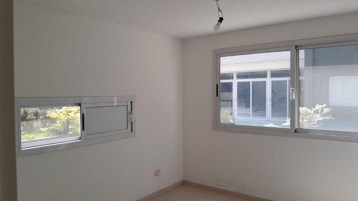 Foto de Hermoso Departamento de 3 amb, con cochera y Baulera, imagen 2