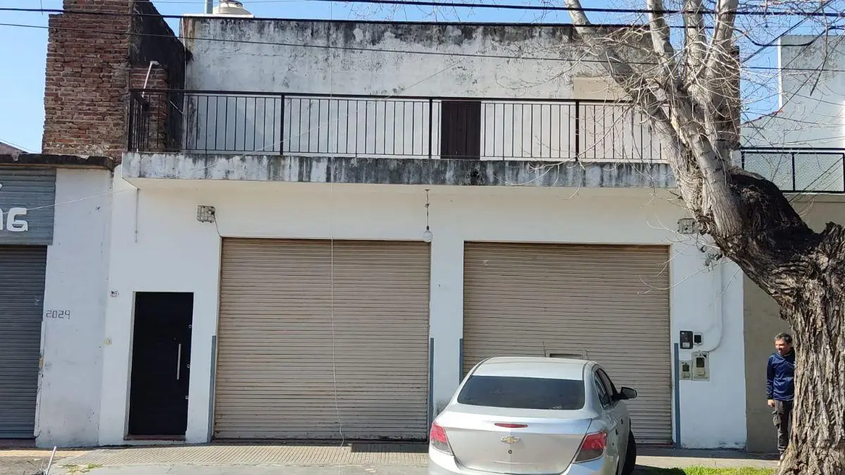 Local en P.B. con Depto de 2 amb en P.A. 1