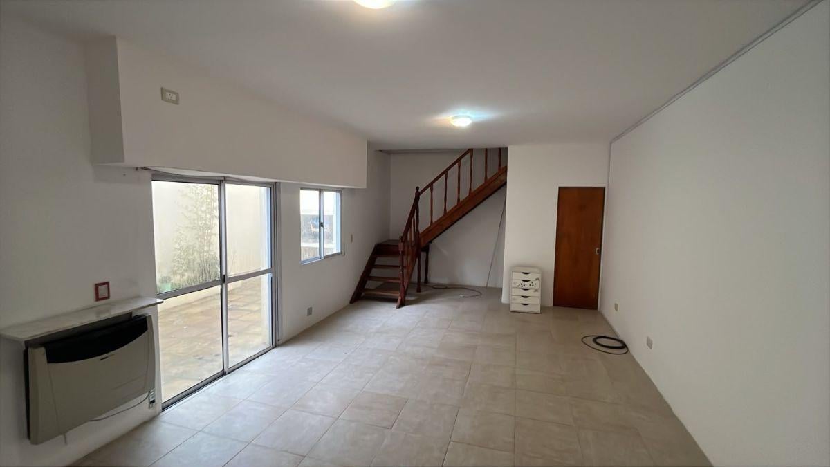 Foto de Duplex, Interno de 3 amb, muy comodo.-, imagen 4