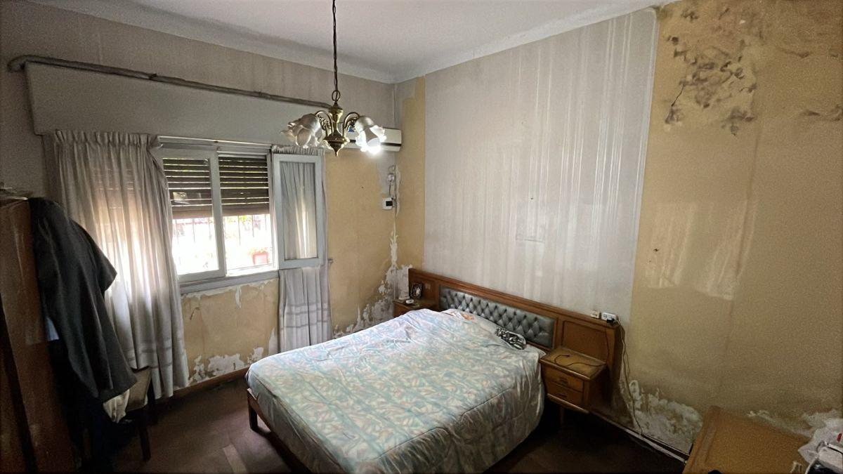 Foto de Casa Ideal Inversor o Dos Familias, 3 Amb. + Dpto de 2 Amb., imagen 4