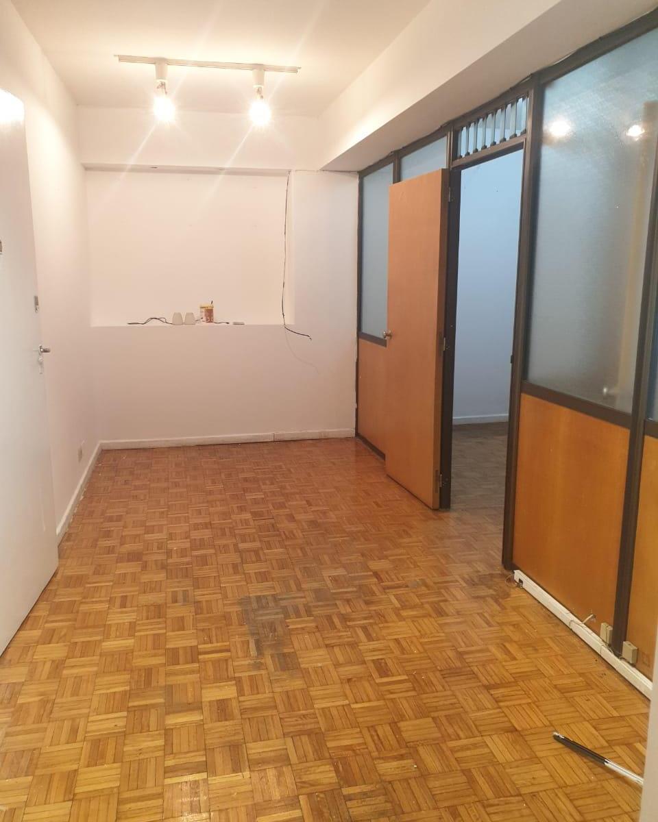 Foto de Luz y Potencial en Tribunales: Depto en Piso Alto para modernizar a Tu, imagen 4