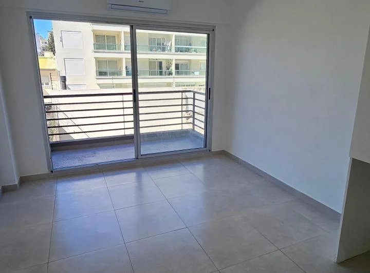 VILLA DEVOTO- MONOAMBIENTE CON BALCON- JOSE CUBAS AL 3300- CAUCION 5