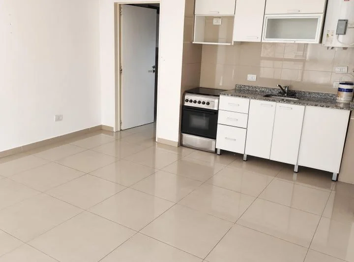 VILLA URQUIZA- MONOAMBIENTE LATERAL- CERETTI 2050- CON SEGURO 1