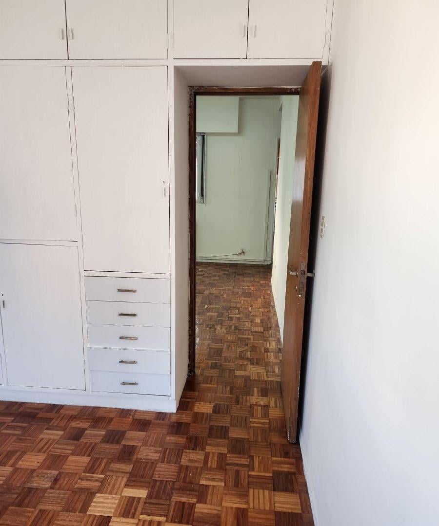 ALMAGRO- DOS AMBIENTES- LATERAL- YATAY AL 700 Y AV.CORRIENTES con RENTA VCE 09/26