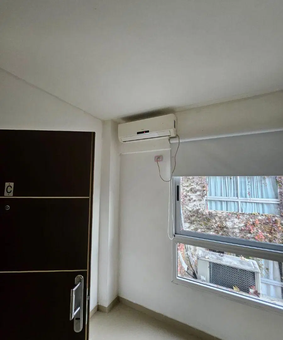 VILLA URQUIZA- CERETTI 2050- MONOAMBIENTE LATERAL- CON CAUCION. 3