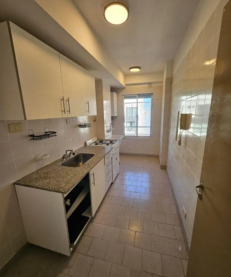 3 AMBIENTES CON TERRAZA PROPIA DE 25M2- DORMITORIO Y LIVING CON AIRE ACOND.. ACEPTA CAUCION. ESPECT. 1