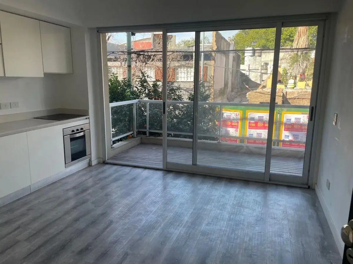Besares 3600 - Baño y toilete - Balcon - Impecable - Saavedra - CABA 3