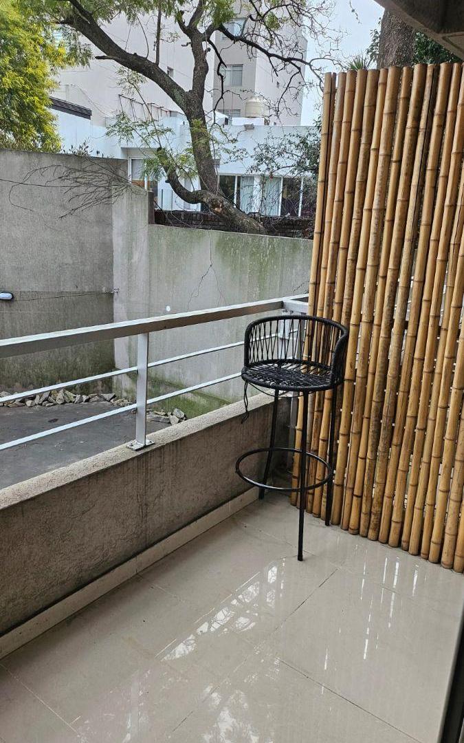Foto de MONOAMBIENTE CON BALCON + AIRE+ BAÑO COMPLETO+ COCINA ELECTRICA, imagen 5