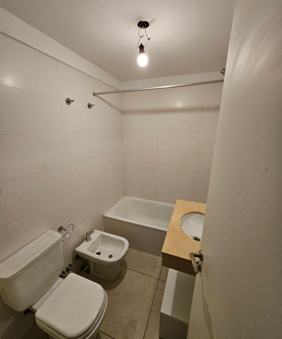 Foto de Acevedo 400- Balcon - Piscina - GYM - Seguridad 24hs. - Mts Subte, imagen 2