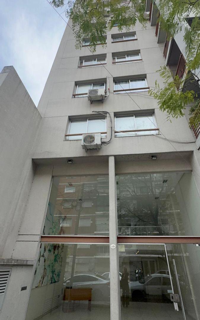 Foto de E. Dickman 1400 - Balcon - SUM - Dos baños - Parrilla - La Paternal CABA, imagen 1