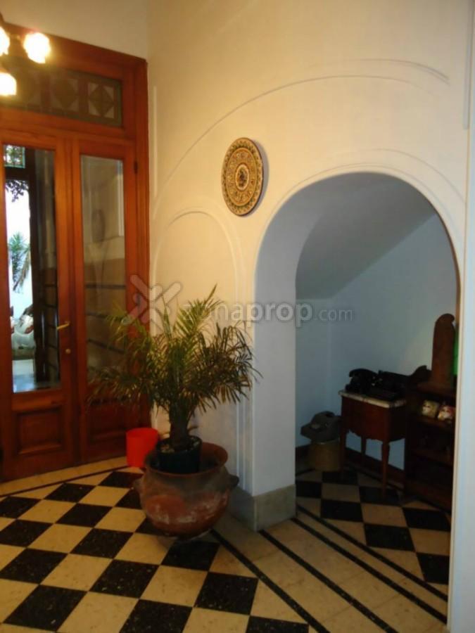 EXCELENTE LOCAL. Impecable. Beruti al 2700. Alquilado hasta Enero 2027