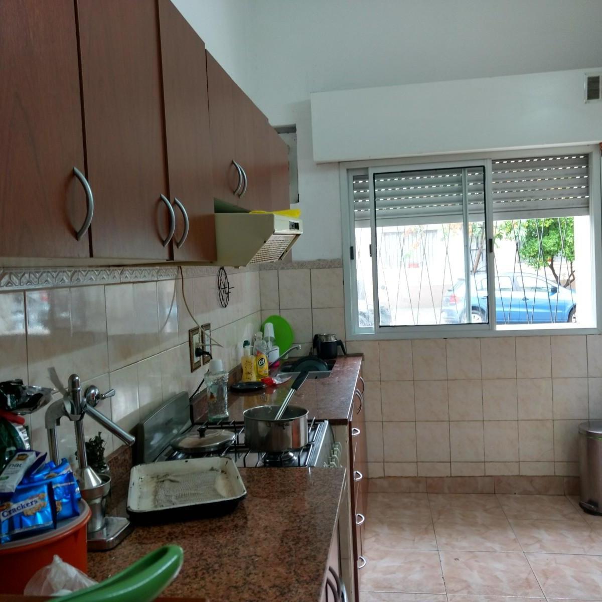 Foto de Local y vivienda en PH. Al Frente, Sin Expensas. Mucha Luz! Patio. 2, imagen 2