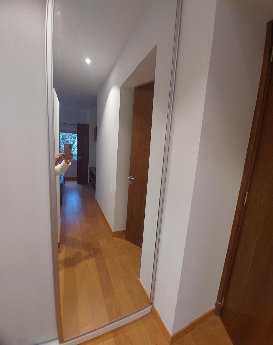 Venta. Excepcional Loft. 3 Ambientes. Terraza Verde Privada con Jacuzzi. Cochera. 1