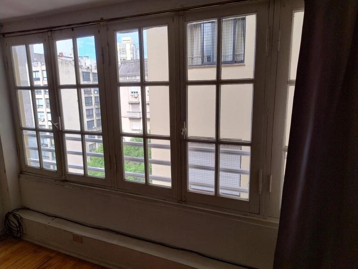 Foto de Venta monoambiente muy luminosode 30 m2, 1 cuadra del subte. Piso 8, imagen 3
