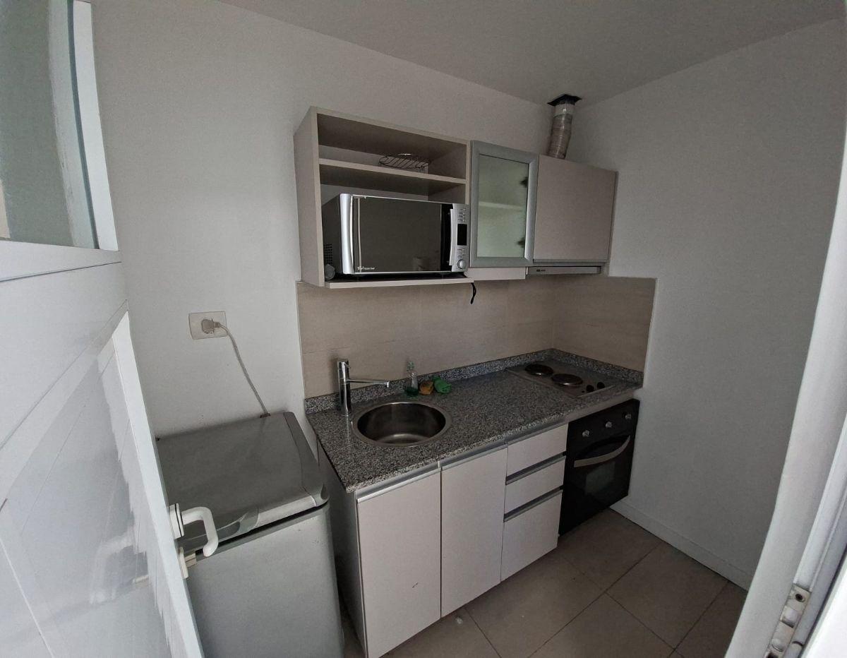 Foto de Departamento de 50 m² con 1 dormitorio en venta en Villa Urquiza, imagen 5