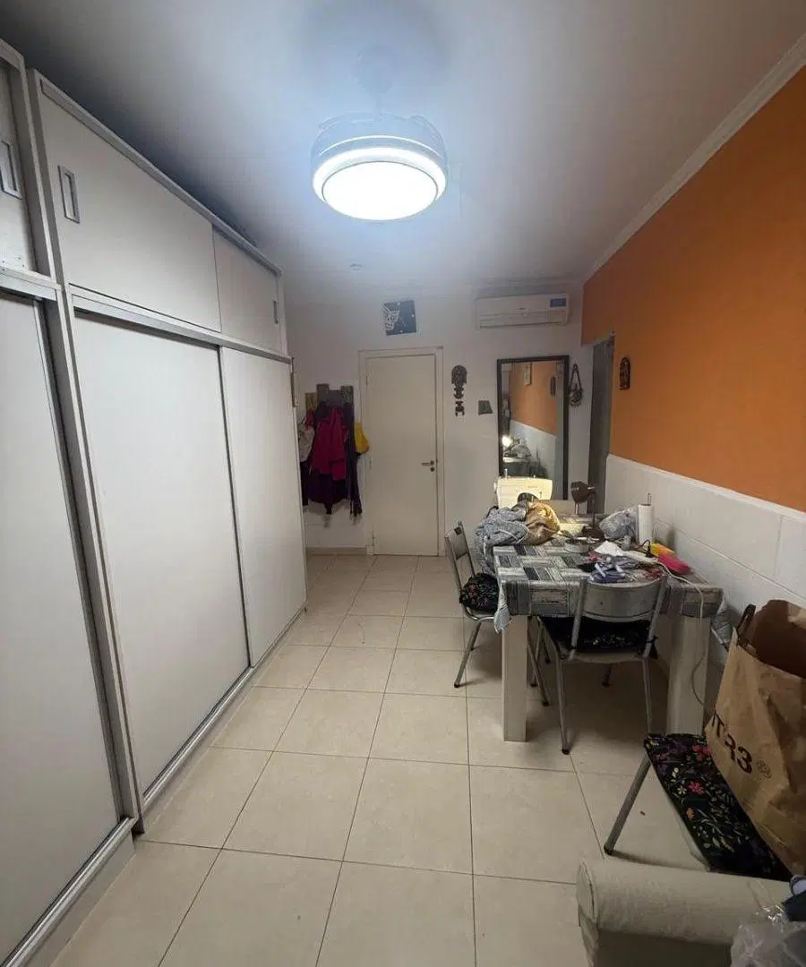 Departamento de dos ambientes sobre Av. Maipú al 300 4