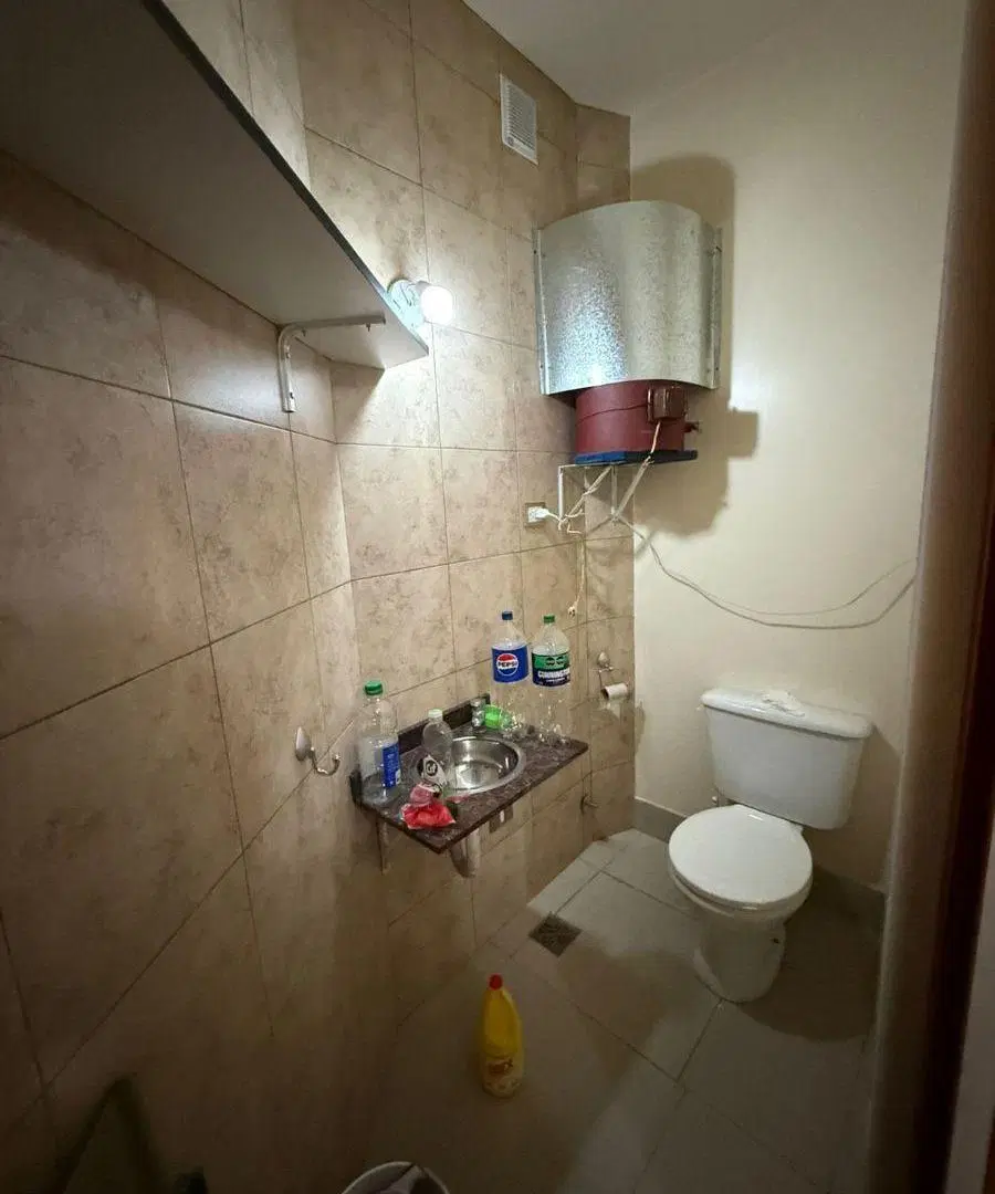 Local comercial de 34 m² en alquiler en Florida 4