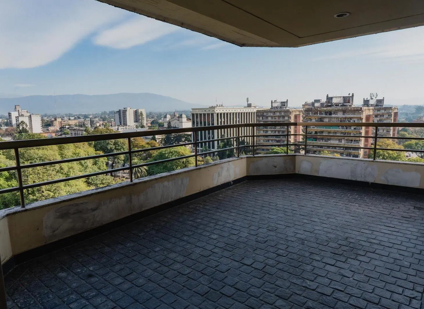 EXCLUSIVO DEPARTAMENTO PREMIUM EN ALTOS DE URQUIZA - CATEGORIA Y CONFORT 5