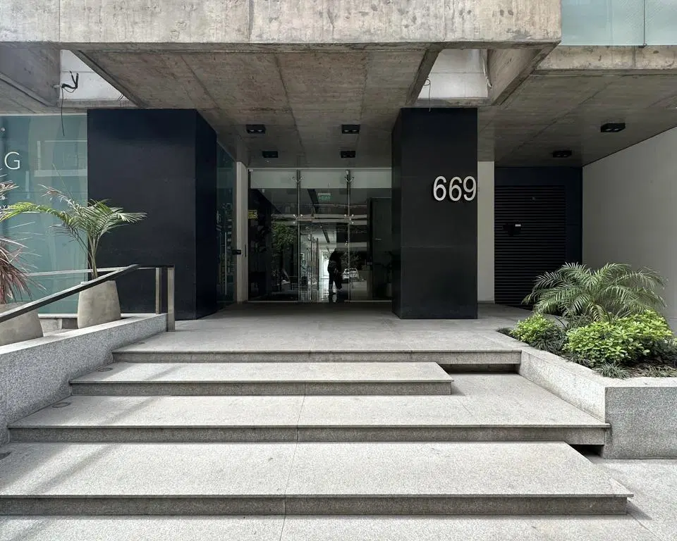 Departamento premium en barrio norte 3