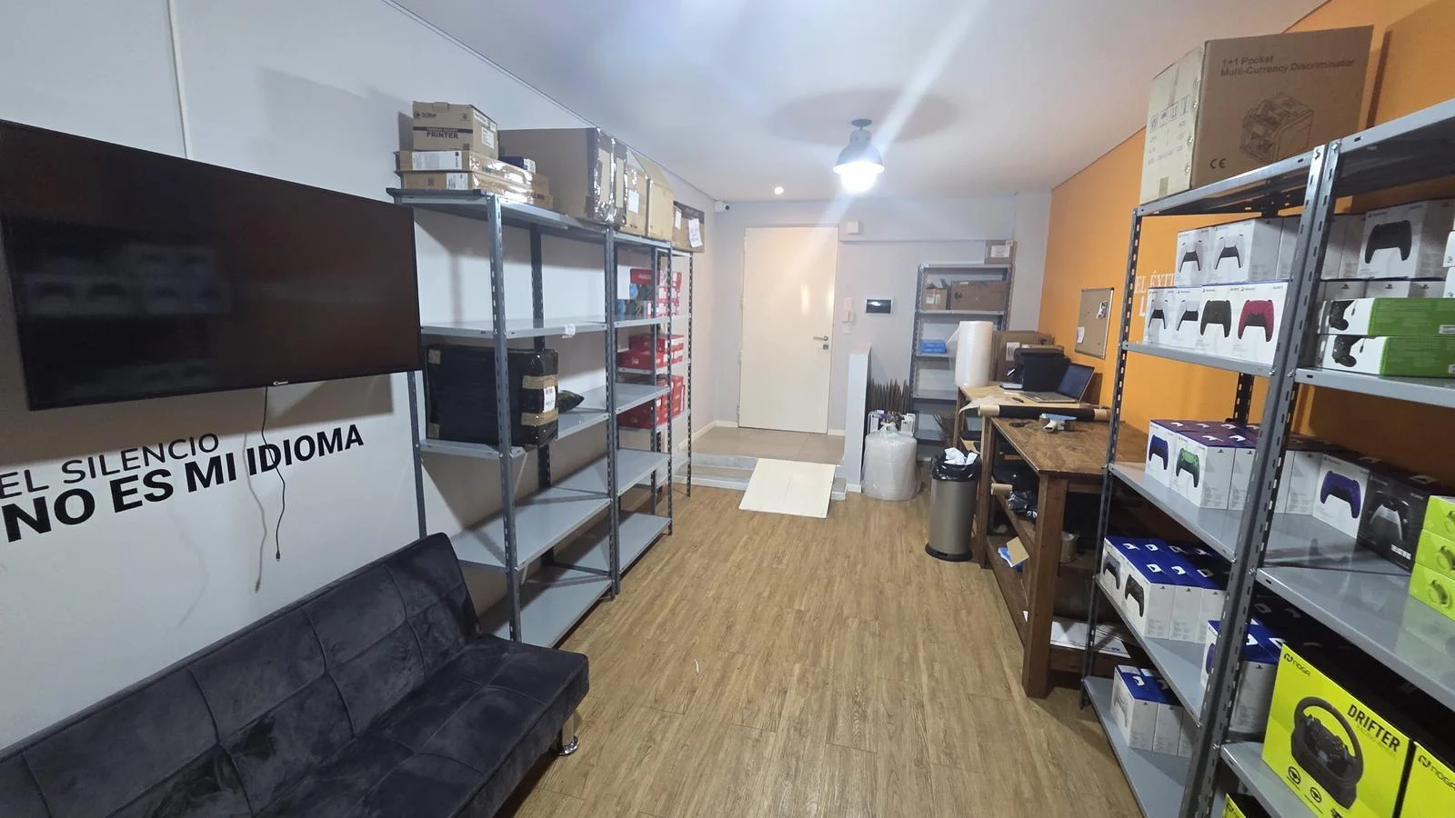 Vivienda/Estudio de 60 m2 en  Venta, Vigilancia Sobre Subte D