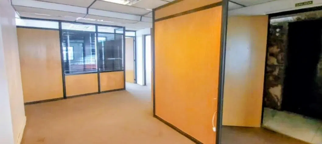 Oficina en Alquiler Oportunidad, mucha luz Piso alto 5