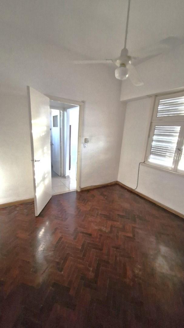 Departamento Muy Amplio y Luminoso de 2 Ambientes en Venta 1