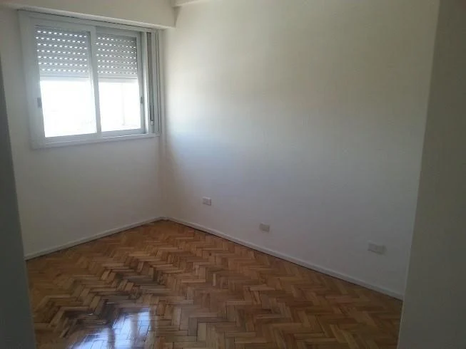 MUCHA LUZ Y VISTA. Departamento en alquiler de 2 ambientes 5