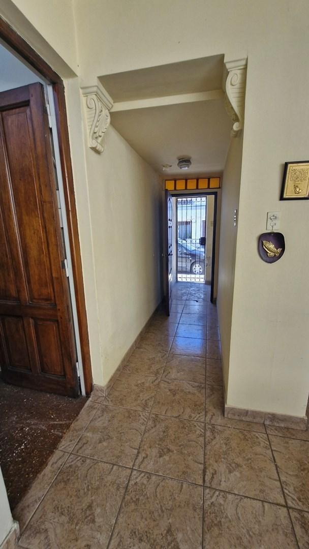 Foto de PH con local, en venta. Terraza, garaje, entrada individual -Nueva, imagen 3