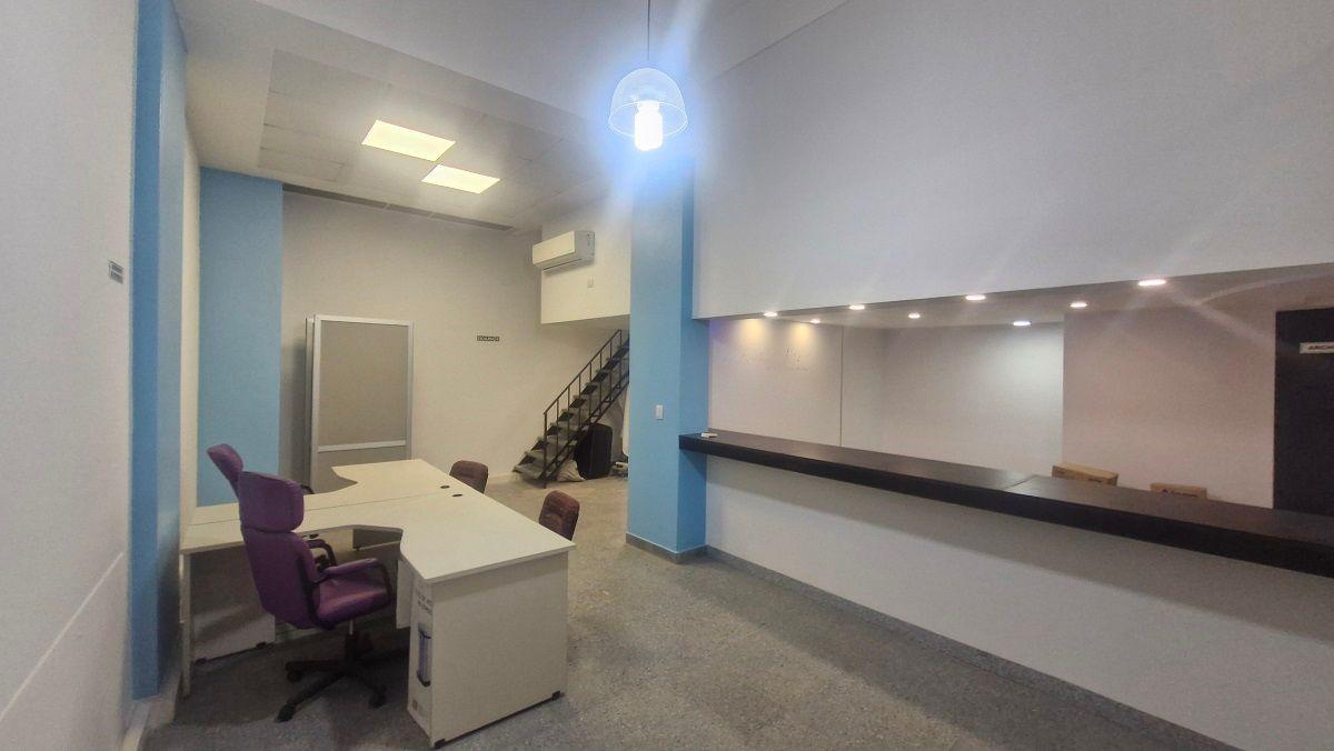 Foto de Oficina que parece un local en venta. Ideal uso medicinal, imagen 2