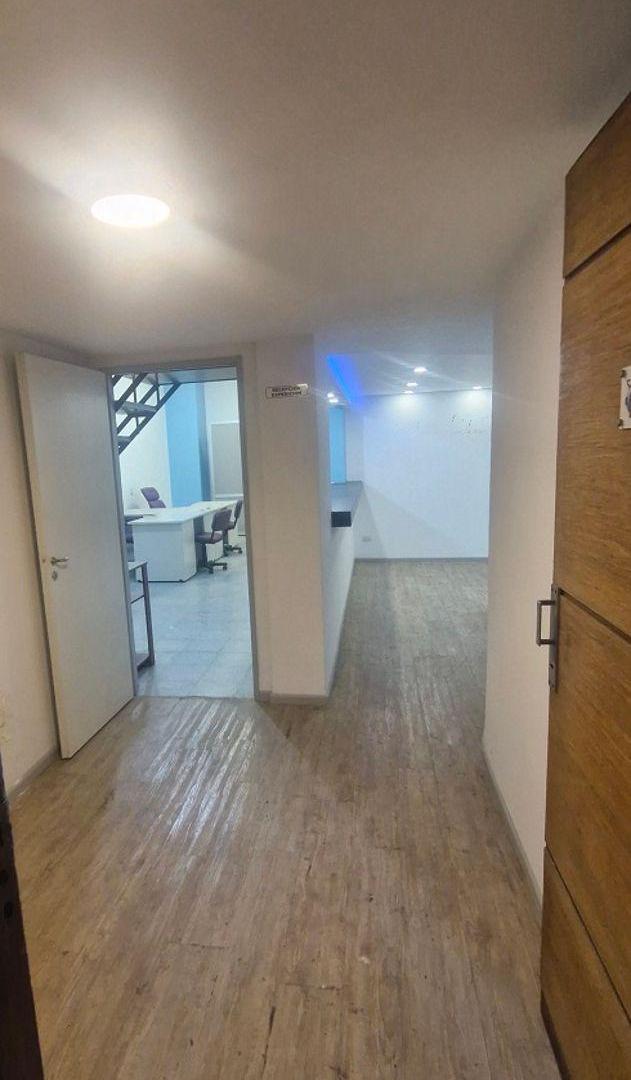Foto de Oficina que parece un local en venta. Ideal uso medicinal, imagen 1