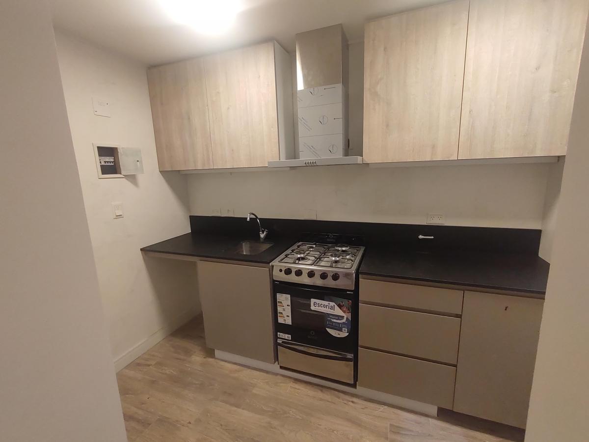 Foto de 2 ambientes refaccionados a nuevo a full con patio PB CON RENTA PARA, imagen 5