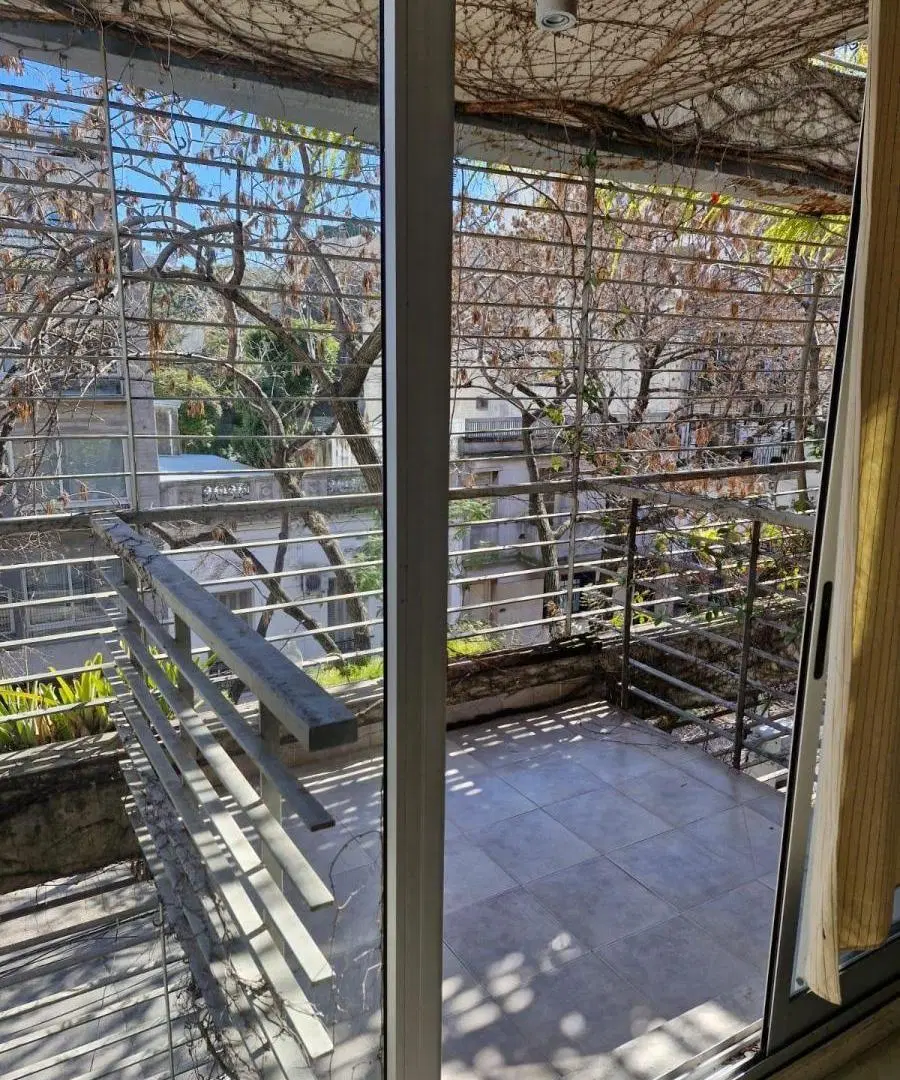 ambiente muy amplio balcon y cochera 4
