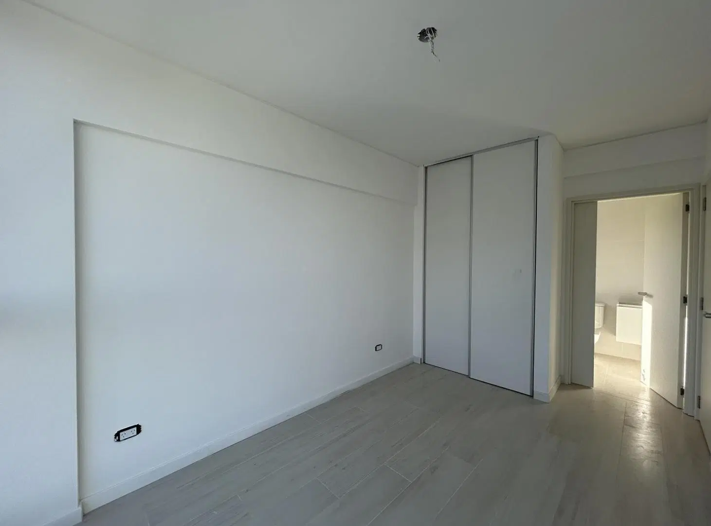 2 AMBIENTES CON BALCON Y AMENITIES - COLEGIALES 2