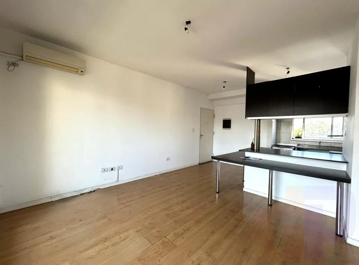 3 ambientes con cochera y parrilla propia - Villa Urquiza 3