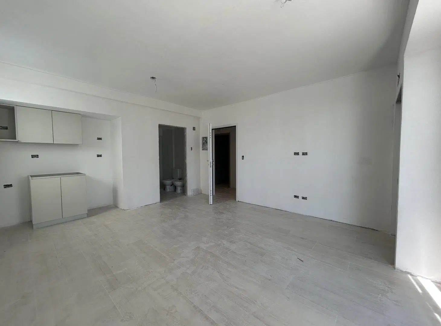 MONOAMBIENTE CON PATIO - AMENITIES COLEGIALES 4