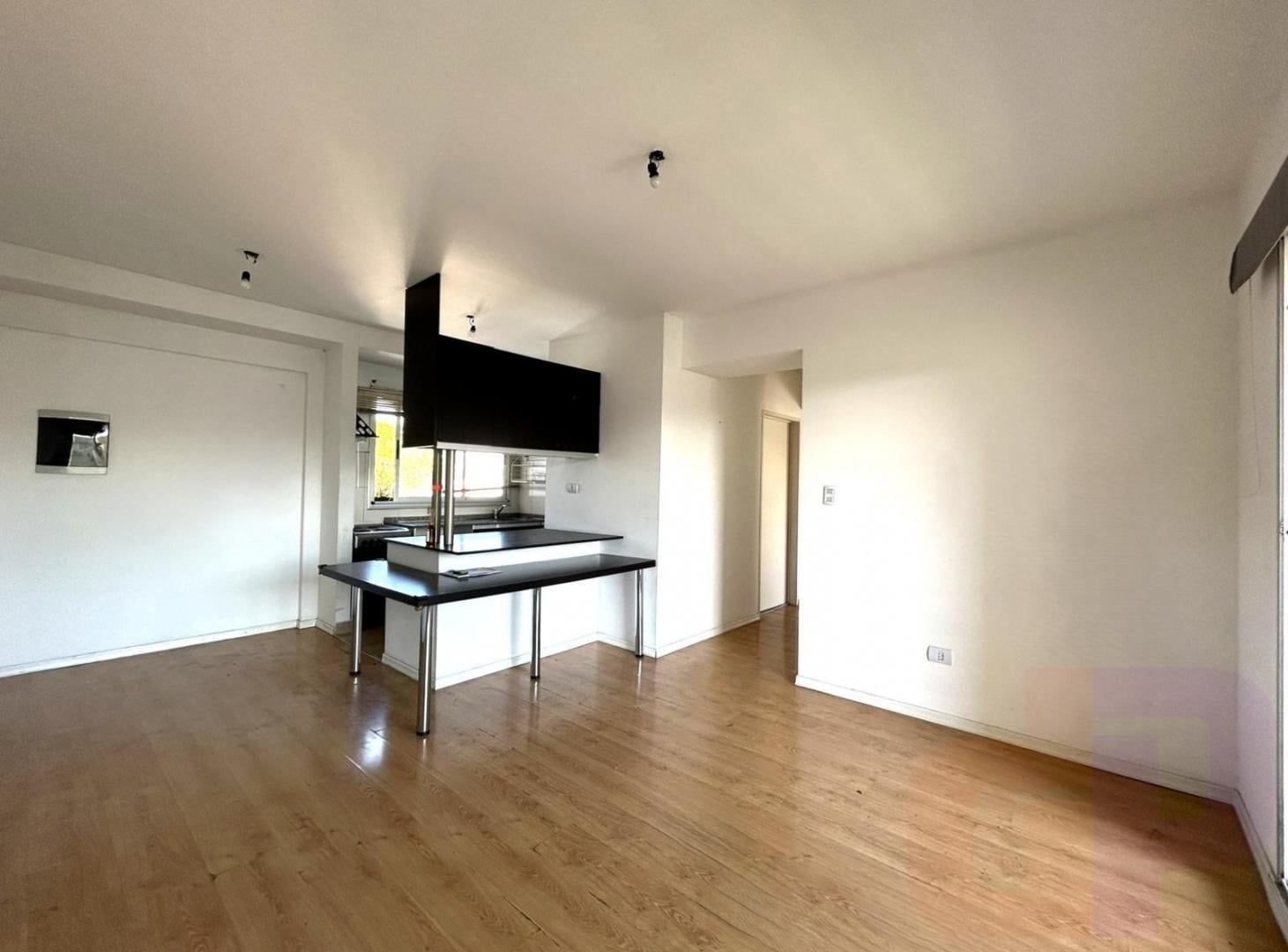 Foto de 3 ambientes con cochera y parrilla propia - Villa Urquiza, imagen 2