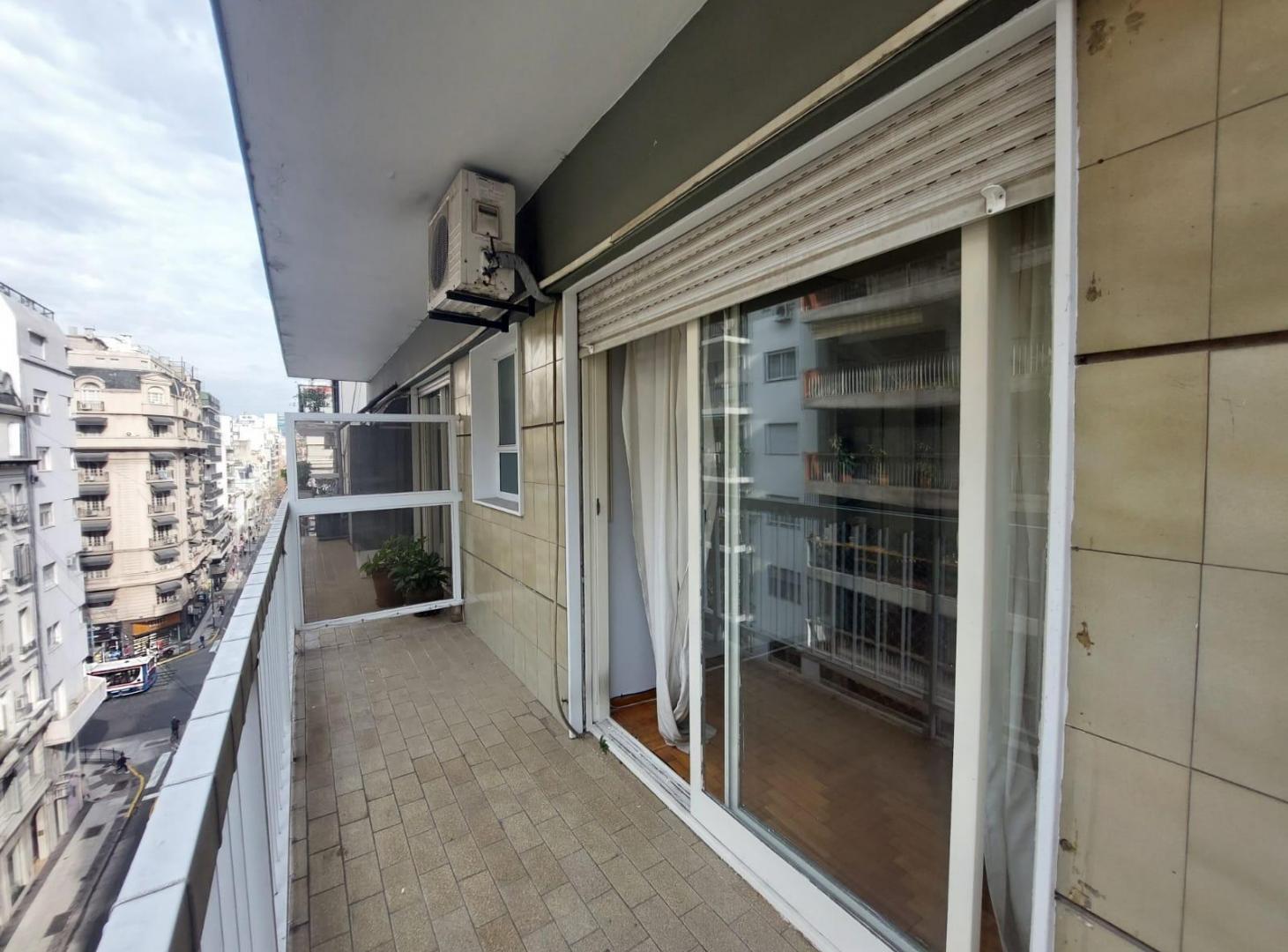 Foto de Monoambiente en alquiler Recoleta, 7mo piso al frente con balcón - 28 m², imagen 3