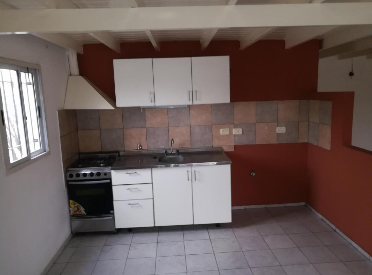 Foto de DEPTO 2/3 AMB CON COCHERA , COMPLEJO CON PISCINA Y PARRILLA, SIN, imagen 3