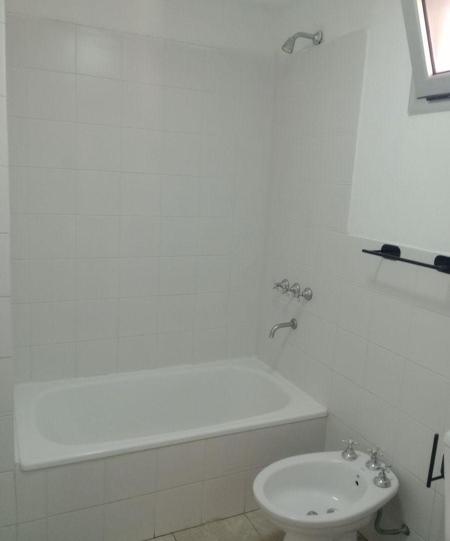 Foto de EXCELENTE DEPARTAMENTO DE 3 AMB CENTRO DE SAN FERNANDO, imagen 3