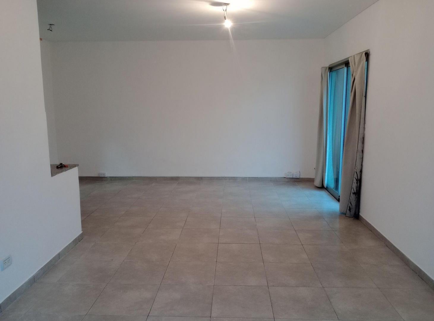 Foto de EXCELENTE MONAMBIENTE DE 39 MTS. CON TERRAZA PROPIA DE 60 METROS. SAN, imagen 2