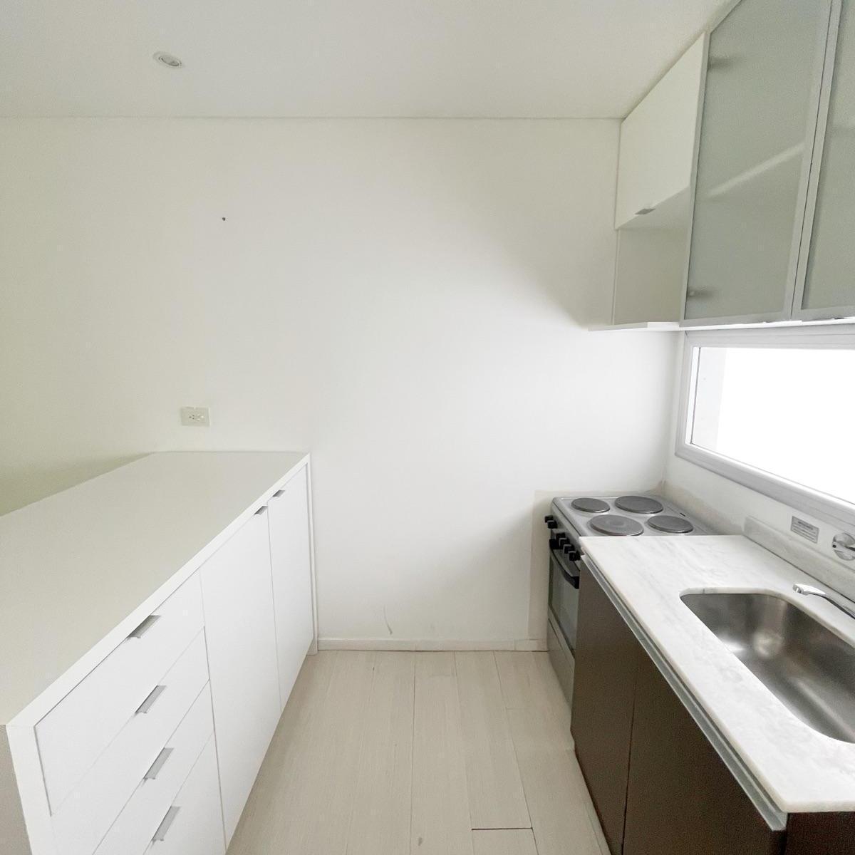 Venta Departamento 3 Ambientes con Renta Belgrano C 4