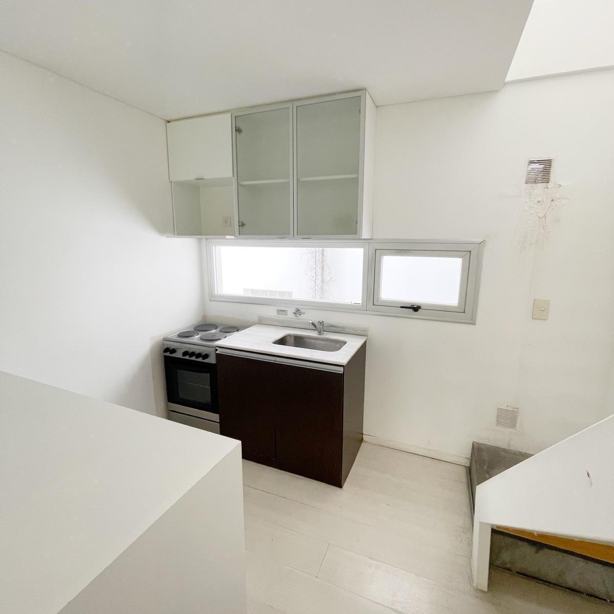 Venta Departamento 3 Ambientes con Renta Belgrano C 5