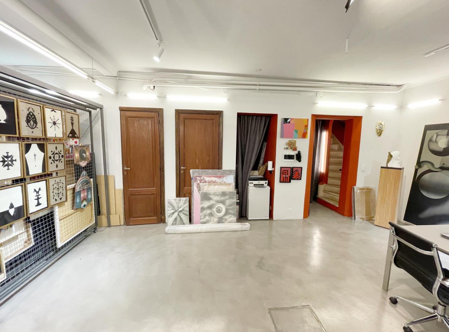 VENTA PLANTA BAJA EDIFICIO ESTILO FRANCES RESIDENCIAL APTO COMERCIAL