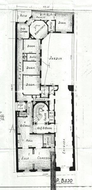 VENTA PLANTA BAJA EDIFICIO ESTILO FRANCES RESIDENCIAL APTO COMERCIAL