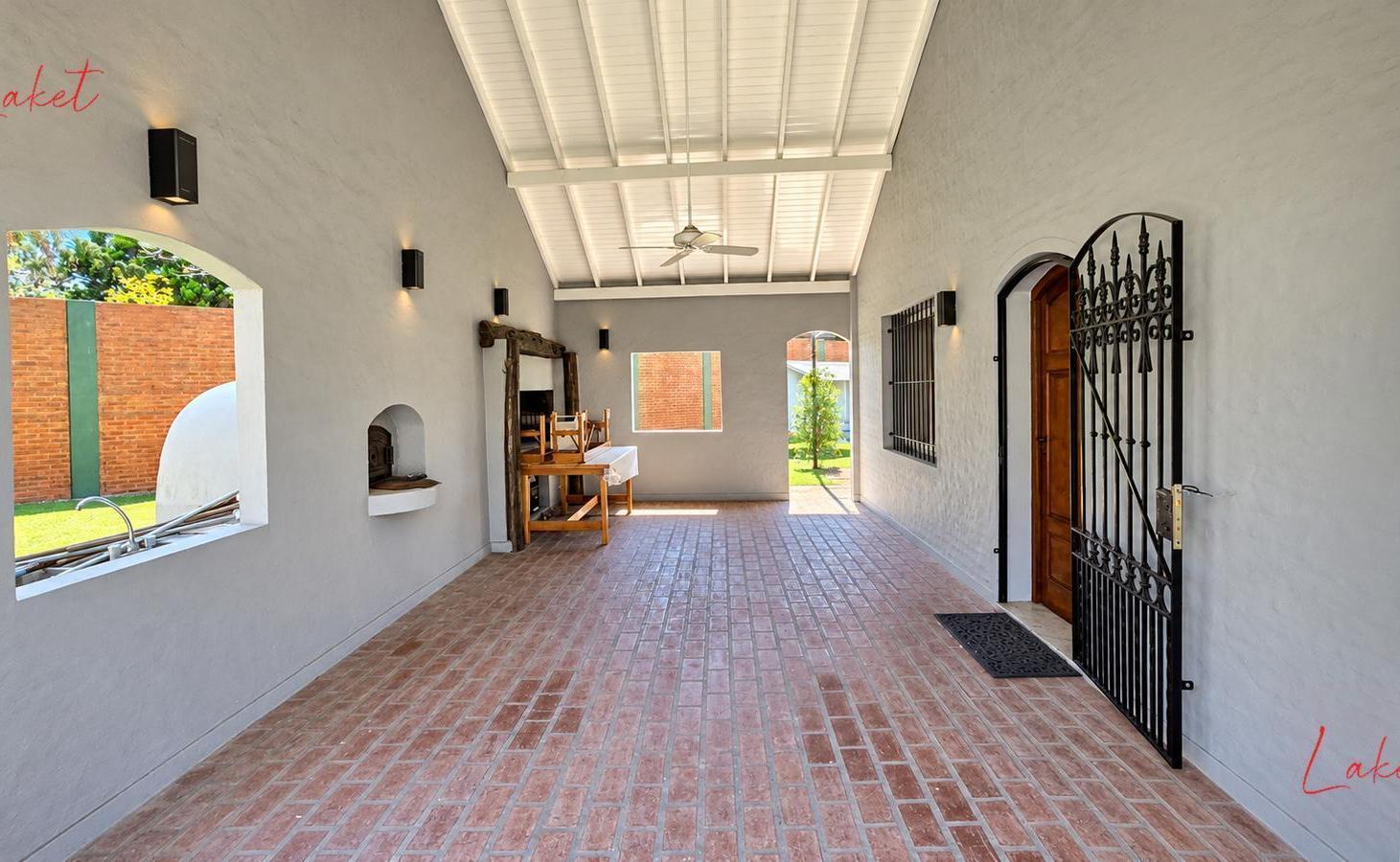 Foto de VENTA Casa quinta en esquina, 3 dormitorios, pileta y quincho | Zona, imagen 2