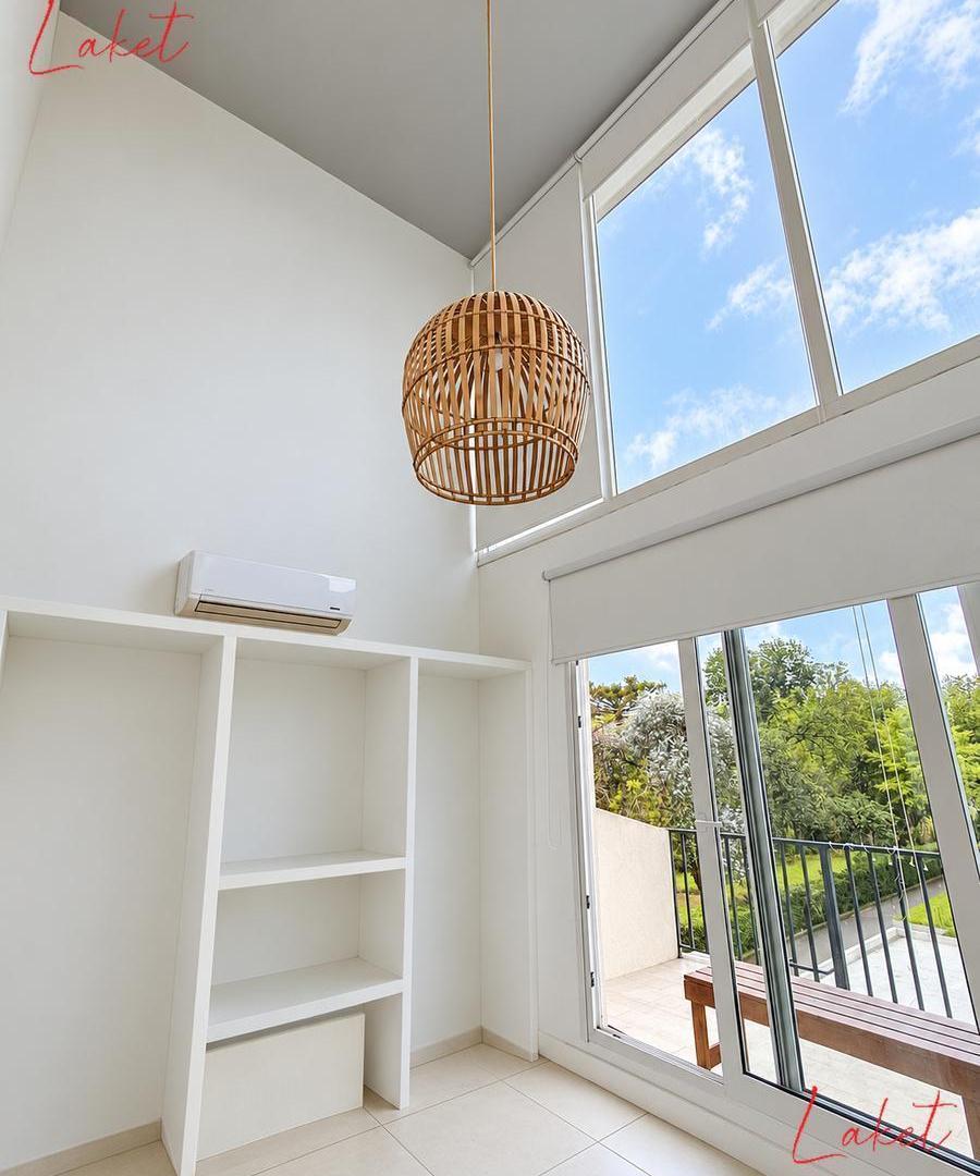 Foto de Venta Departamento 2 ambientes tipo Loft con cochera Saravi Village, imagen 4