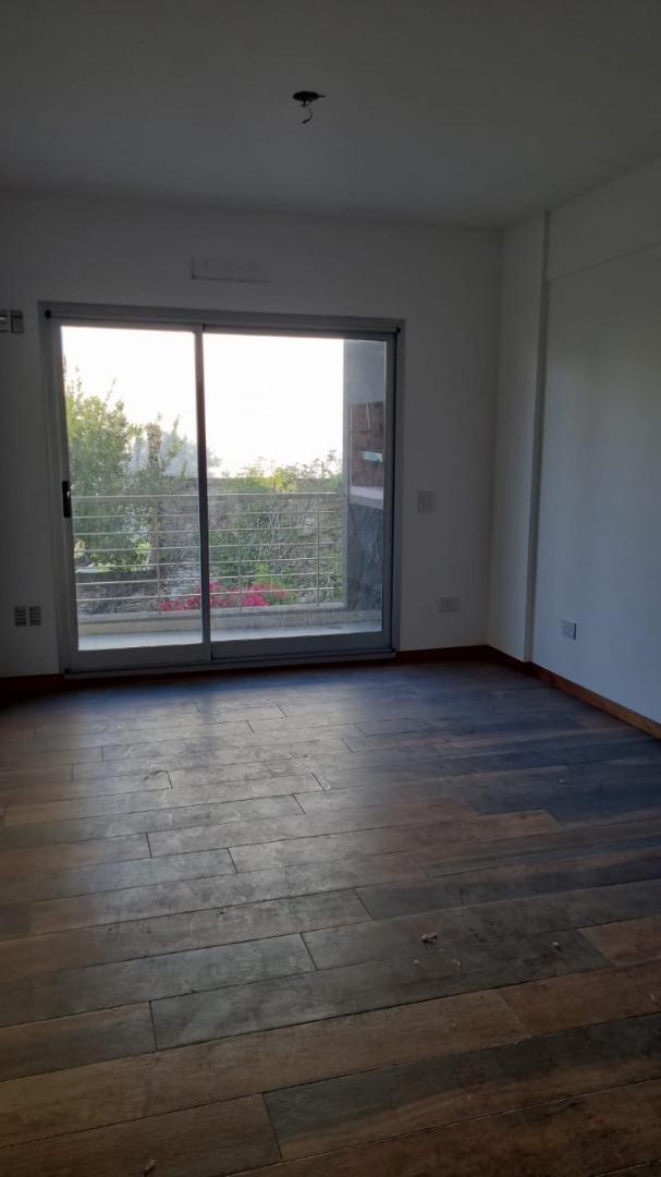3 Amb C/fte Balcón y Terraza Parrilla Cochera Baulera 3